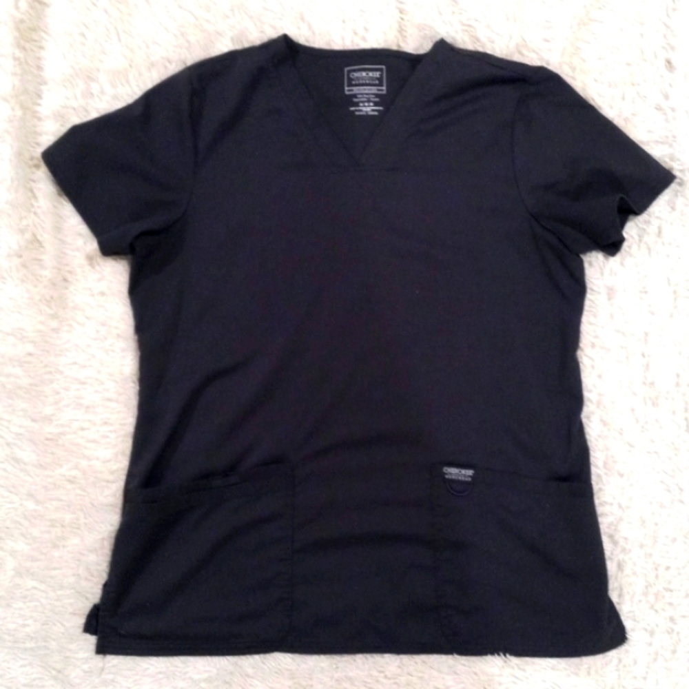 Womens Cherokee workwear scrub top.